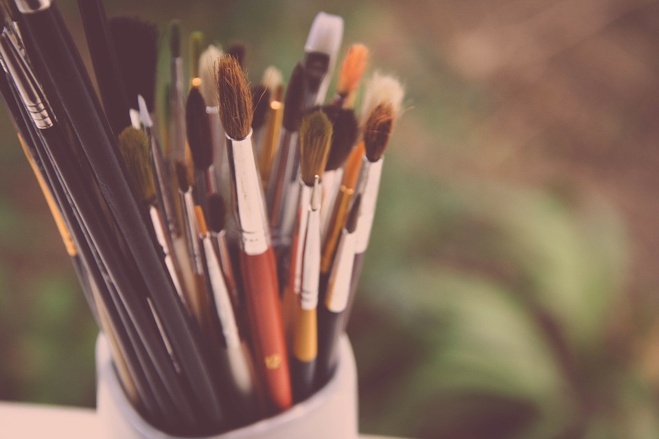 Local artists seek donations to send art supplies to Venezuela
